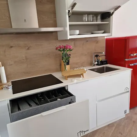 Luisa Σαντιάγο ντε Κομποστέλα